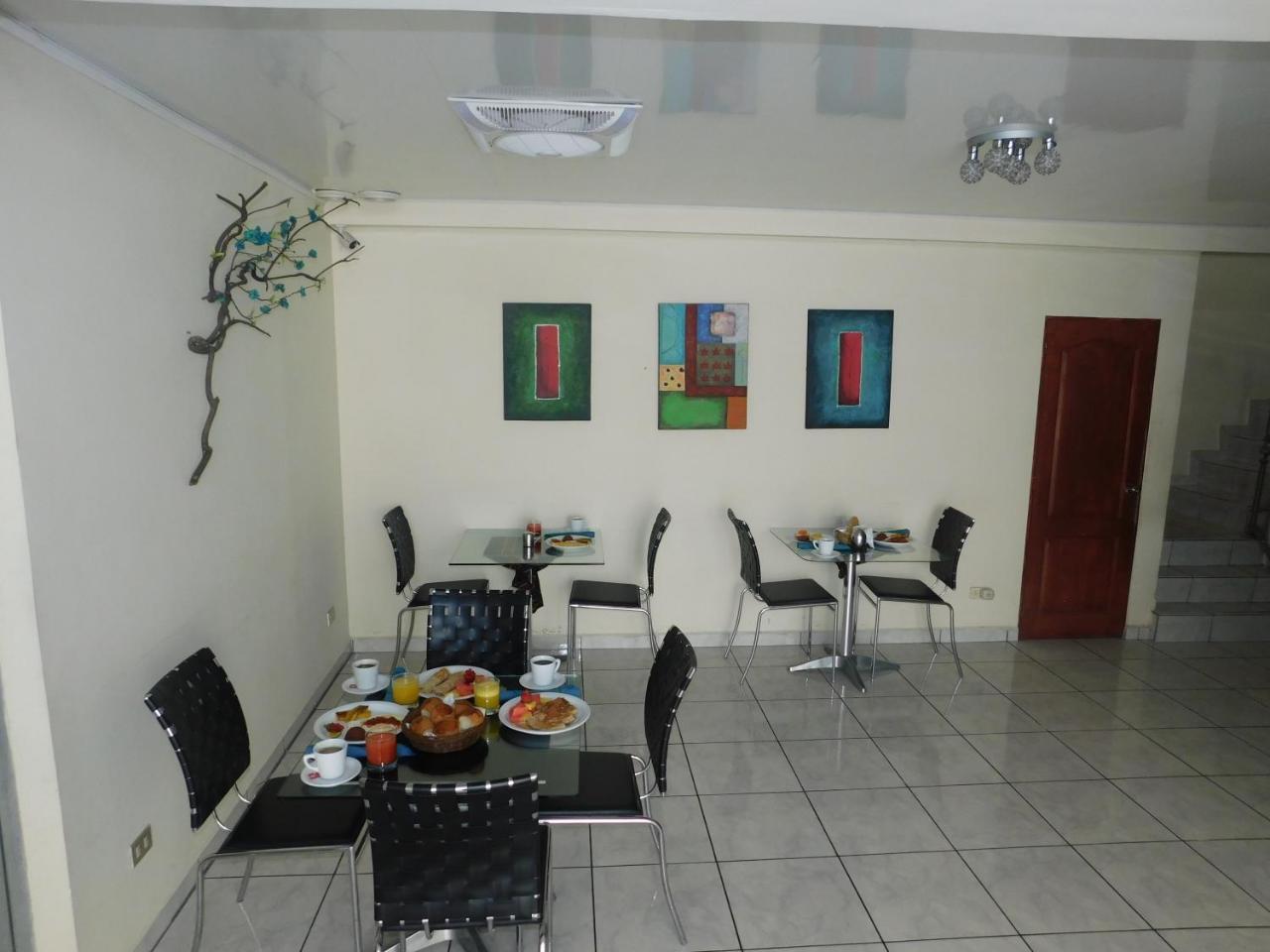 Hotel San Jose Hostal سان سلفادور المظهر الخارجي الصورة