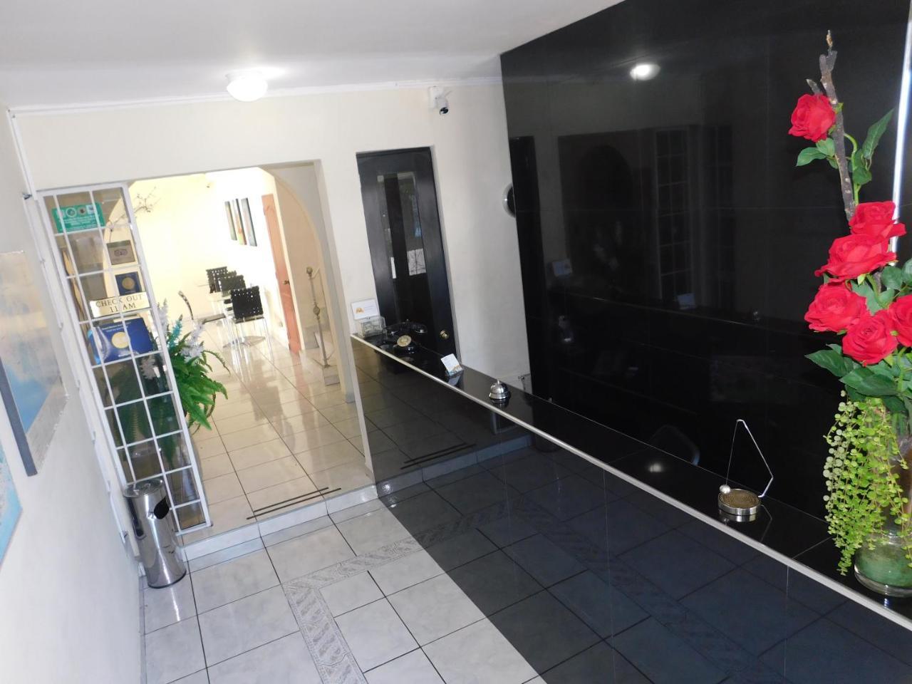 Hotel San Jose Hostal سان سلفادور المظهر الخارجي الصورة